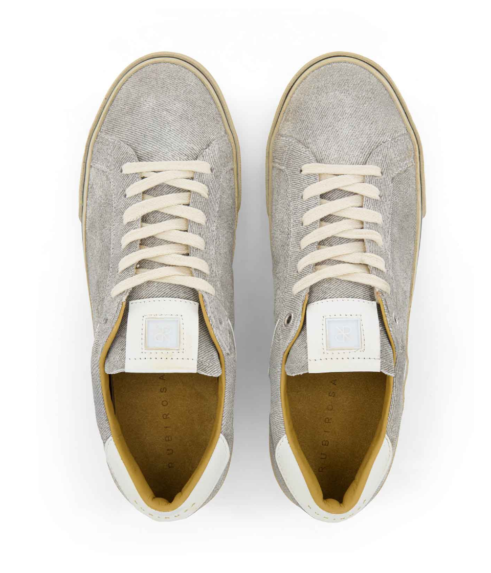 Danielle Low Sneakers